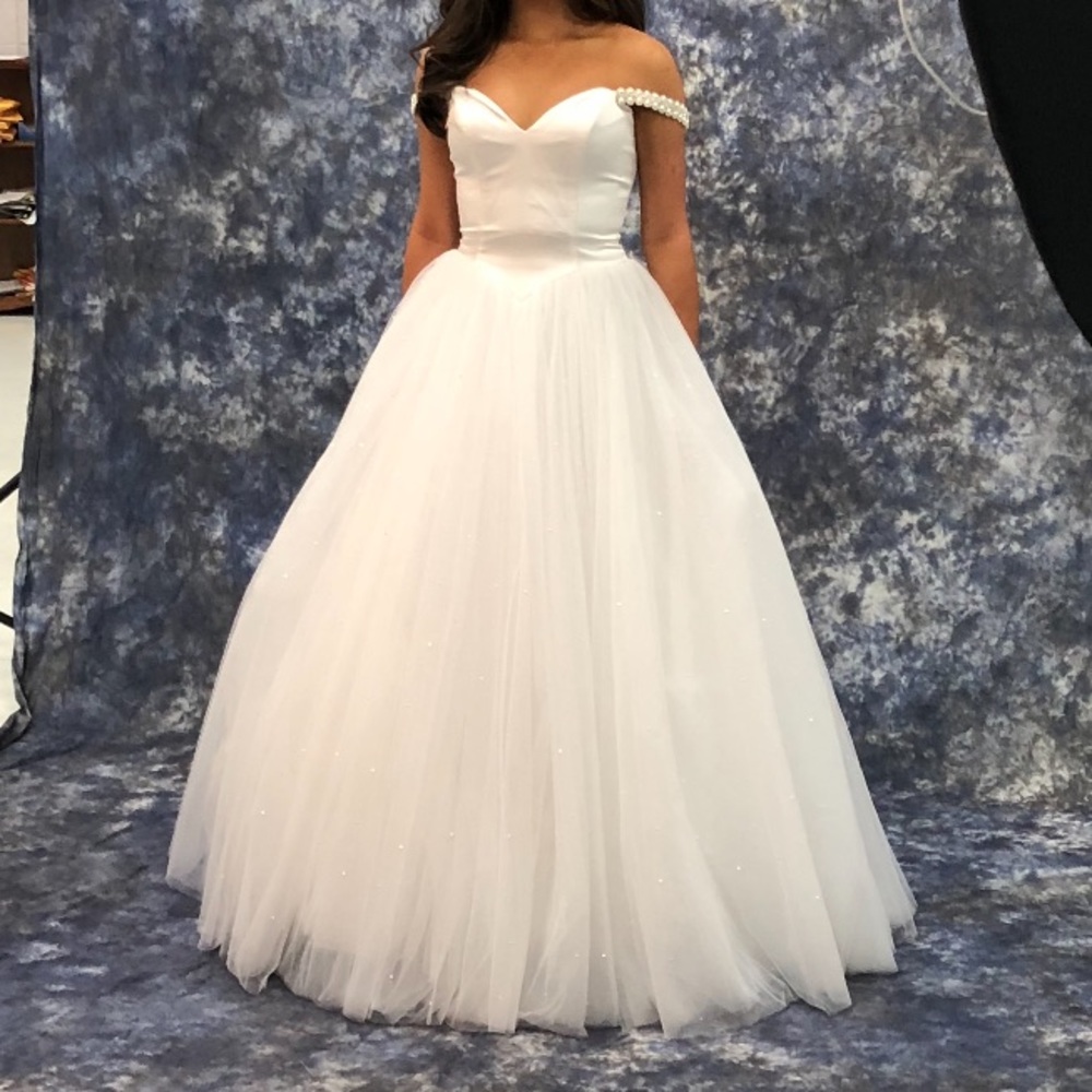 White Sherri hill dress